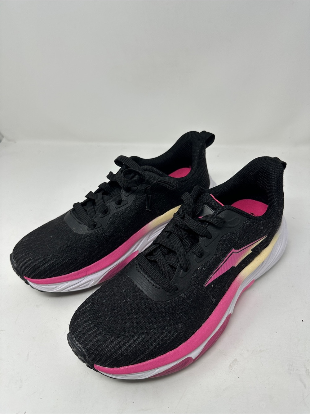 Avia shoes Size 7.5